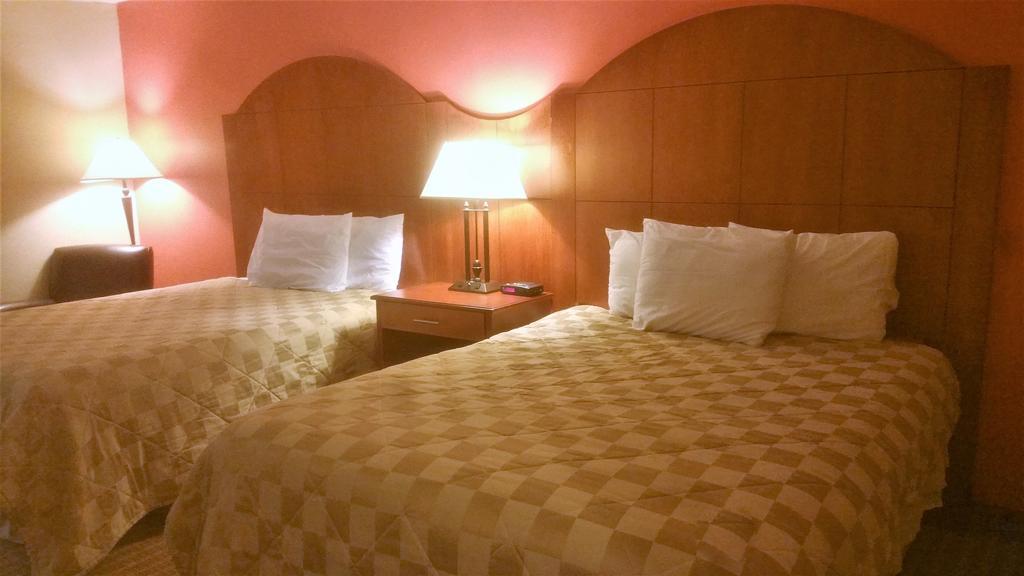 Best Value Inn & Suites Parry Sound Exterior foto