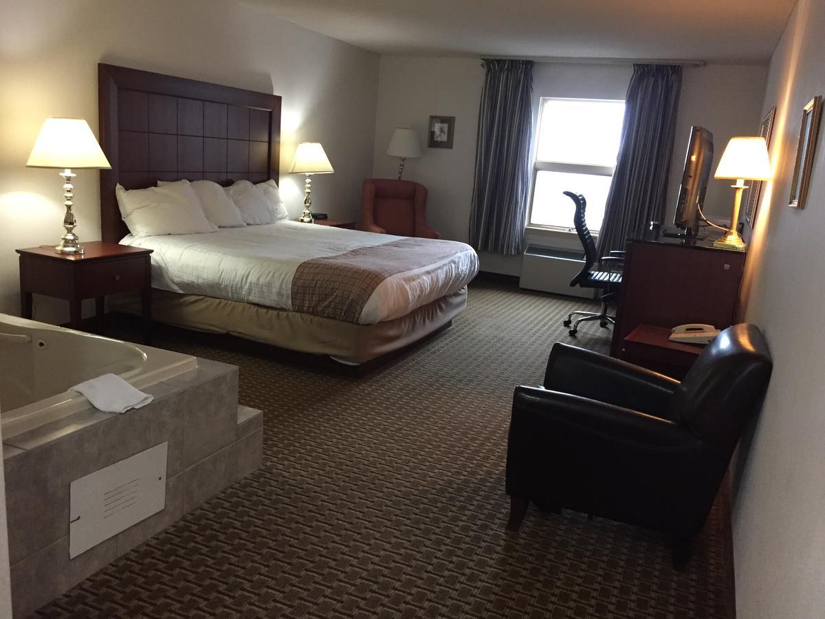 Best Value Inn & Suites Parry Sound Exterior foto